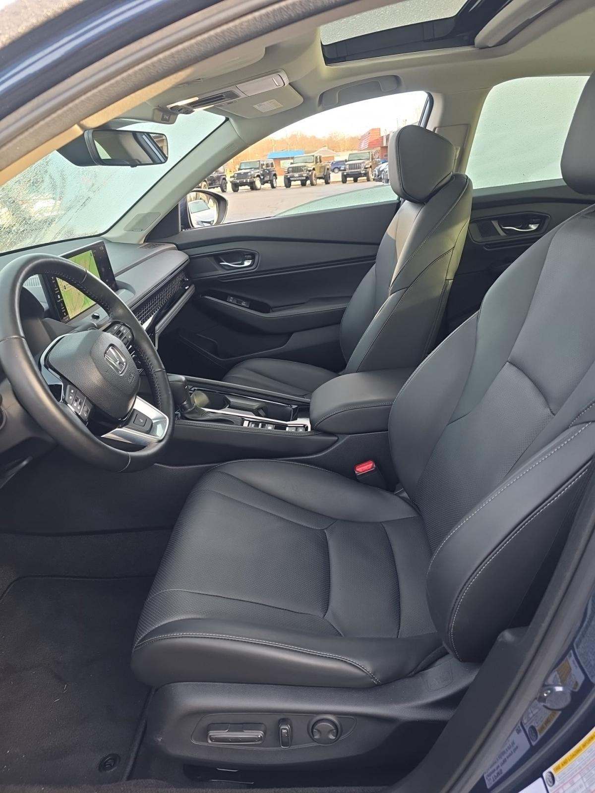 2025 Honda Accord Hybrid Touring FWD