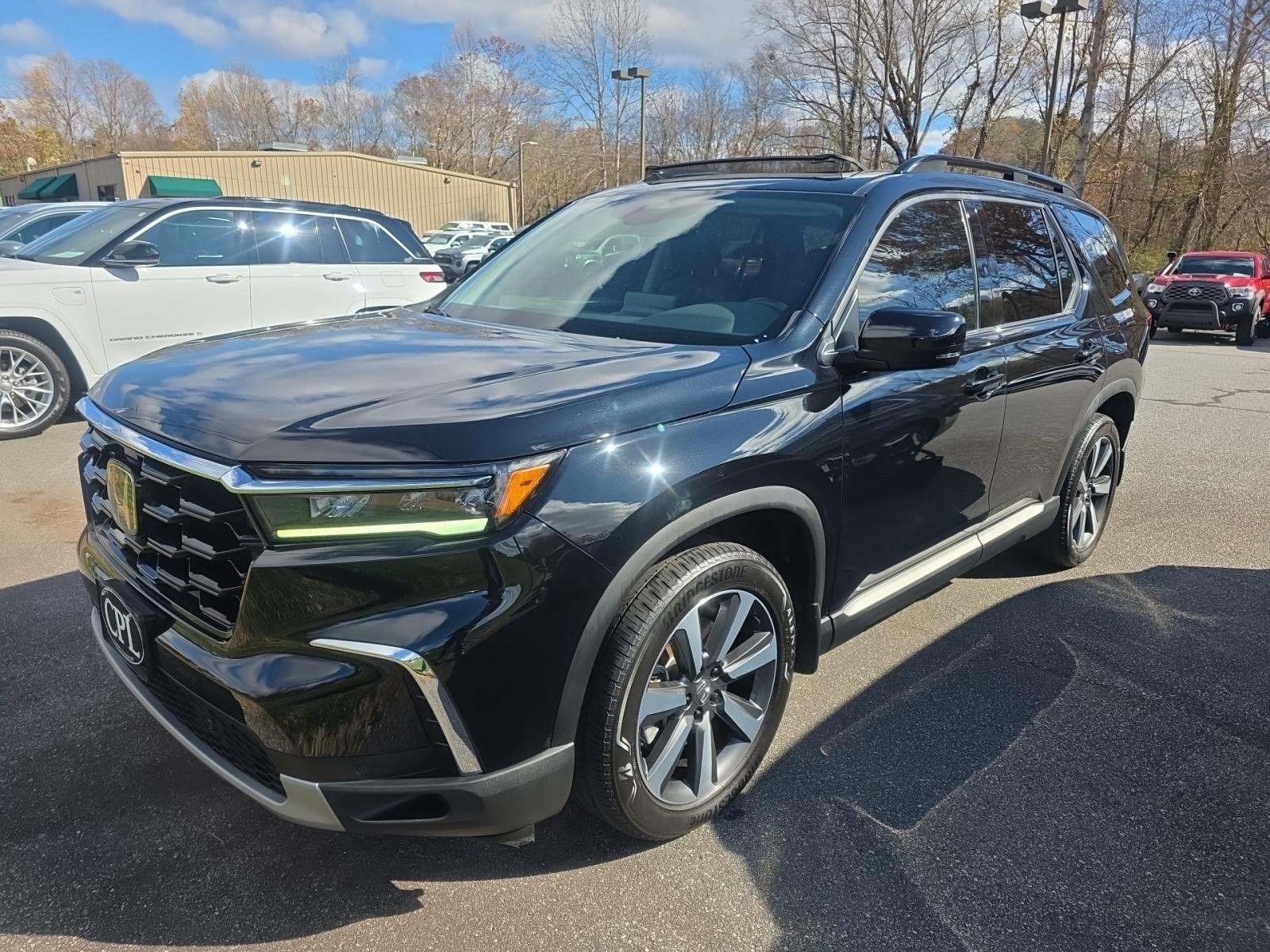 2023 Honda Pilot Touring AWD