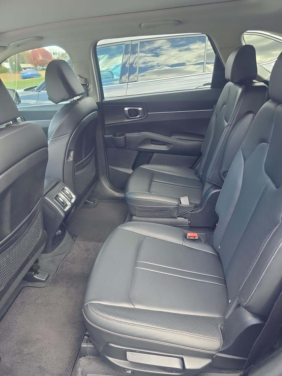 2024 Kia Sorento EX FWD