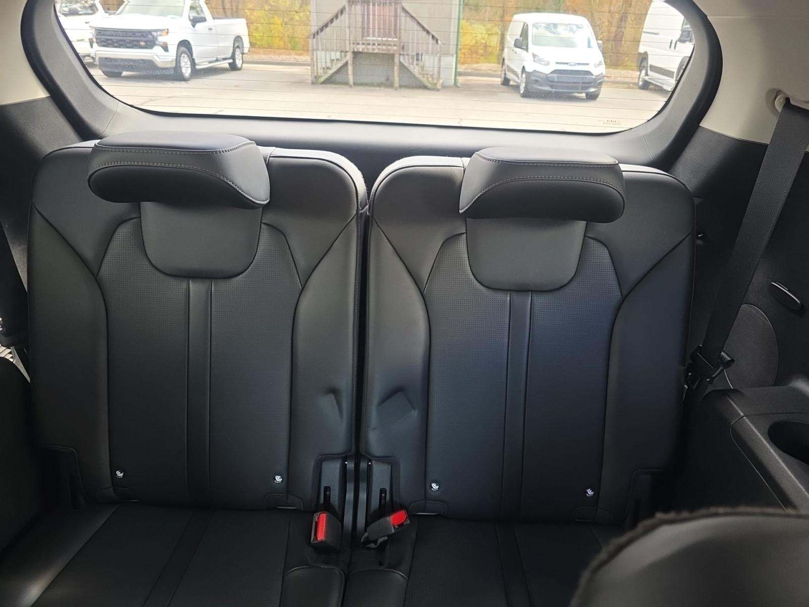 2024 Kia Sorento EX FWD