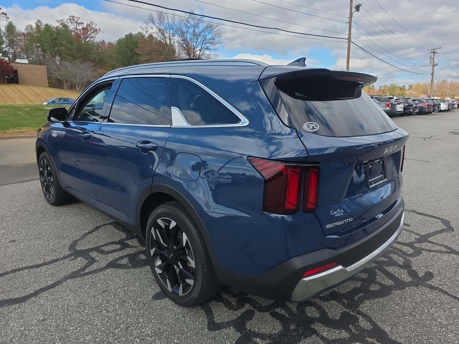 2024 Kia Sorento EX FWD