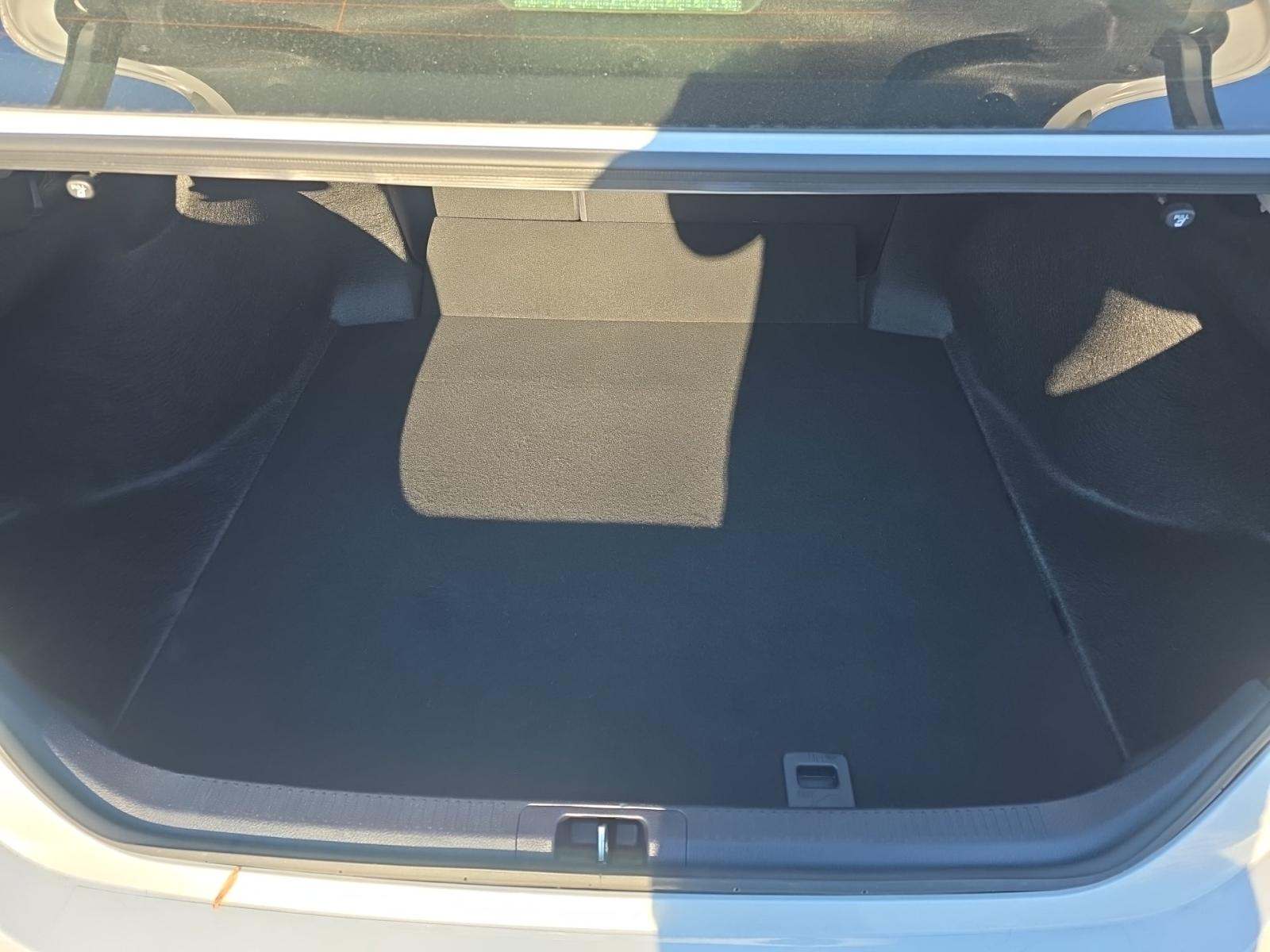 2024 Toyota Camry XLE FWD