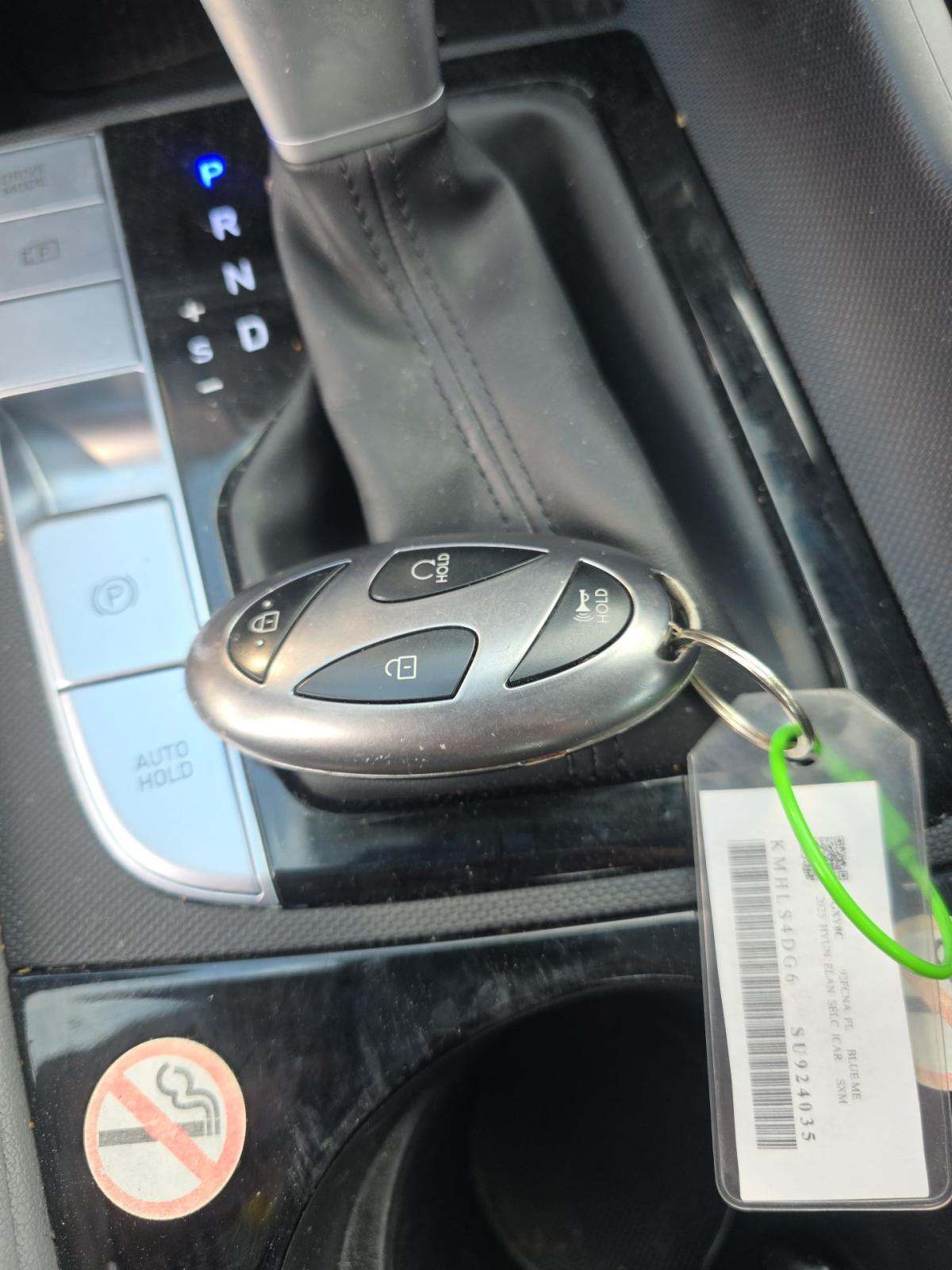 HYUNDAI SEL CONVENIENCE - 8