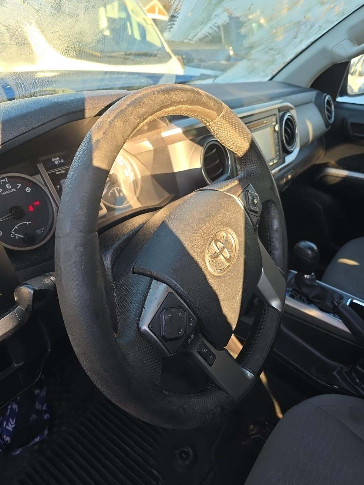 2016 Toyota Tacoma SR5 AWD