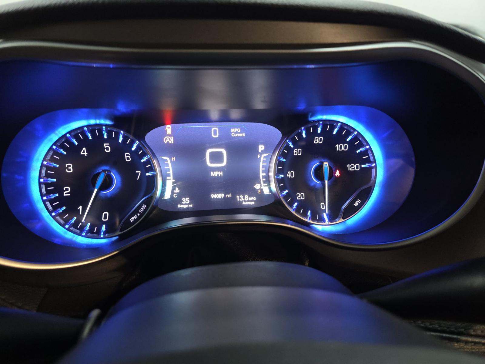 2018 Chrysler Pacifica Limited FWD