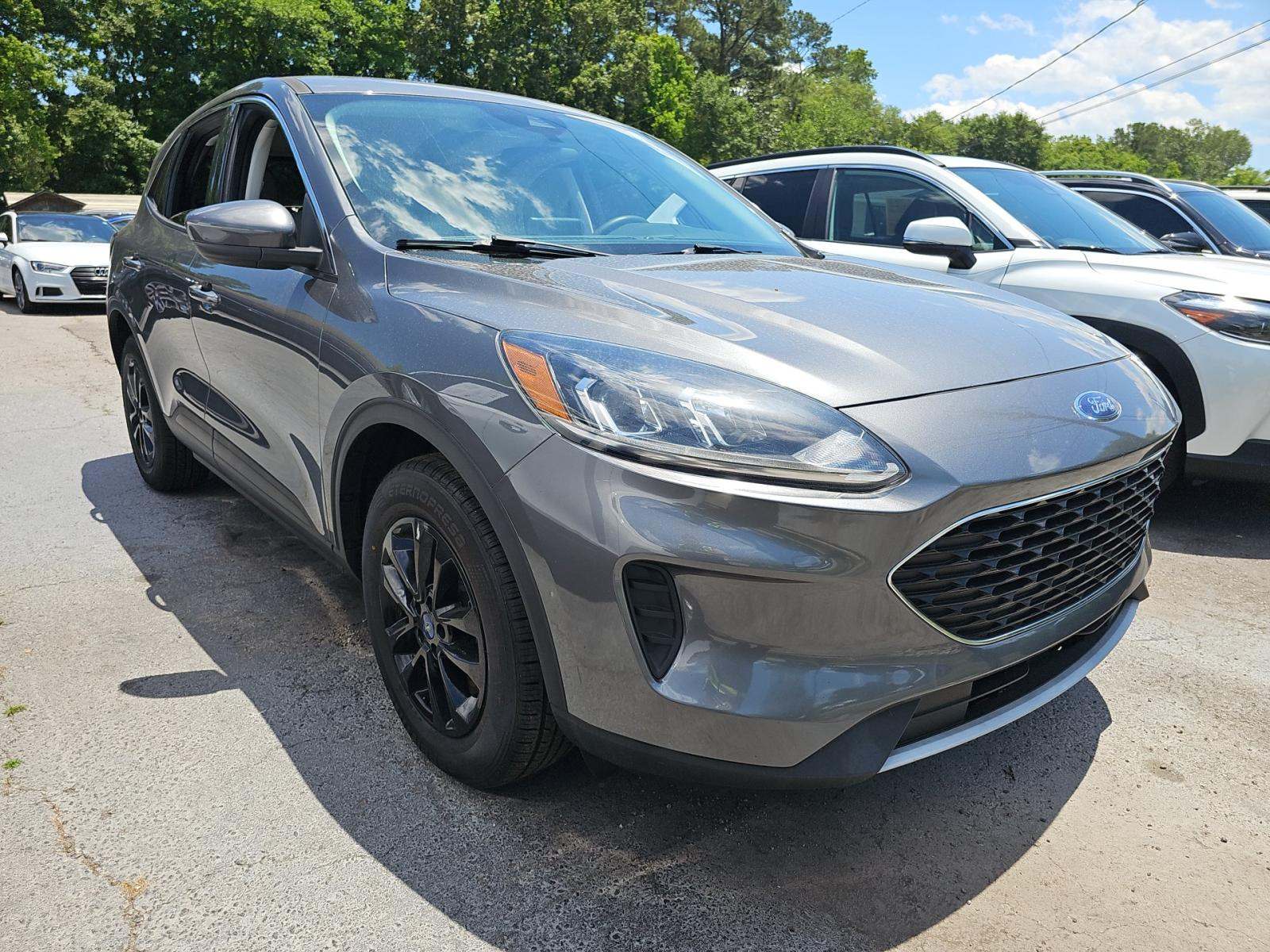 FORD ESCAPE - 4