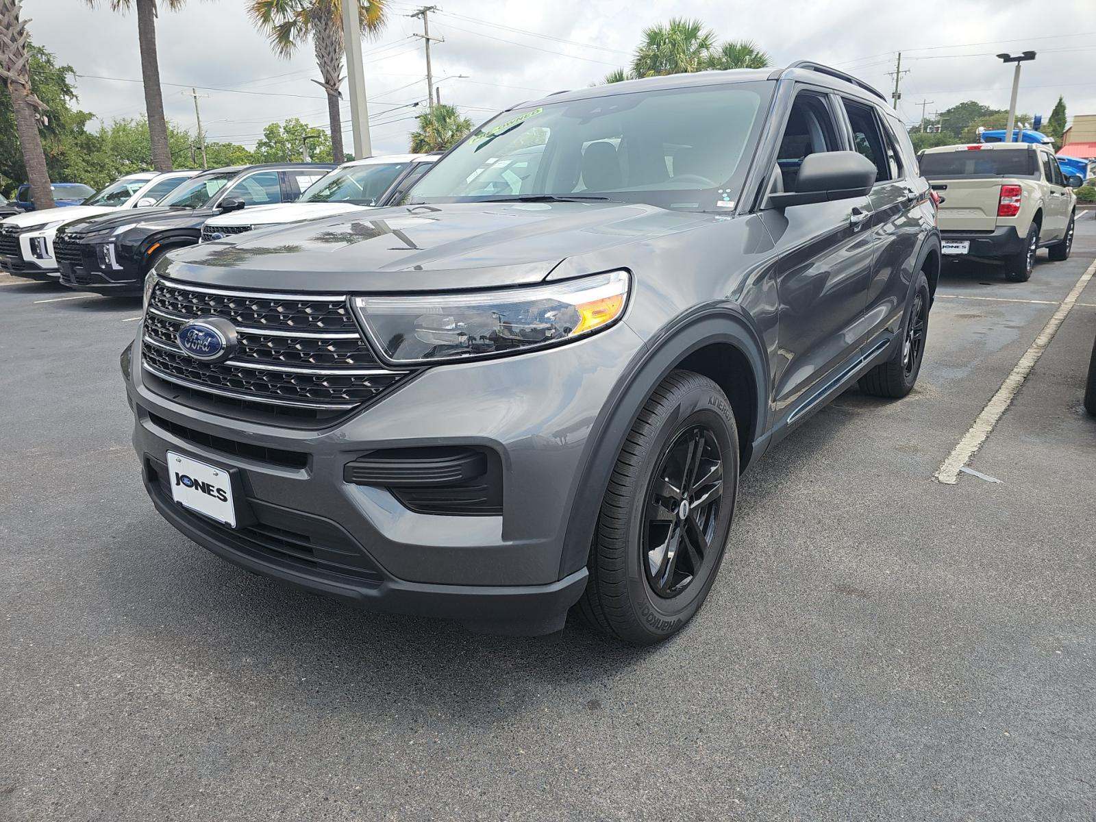 2023 Ford Explorer XLT AWD
