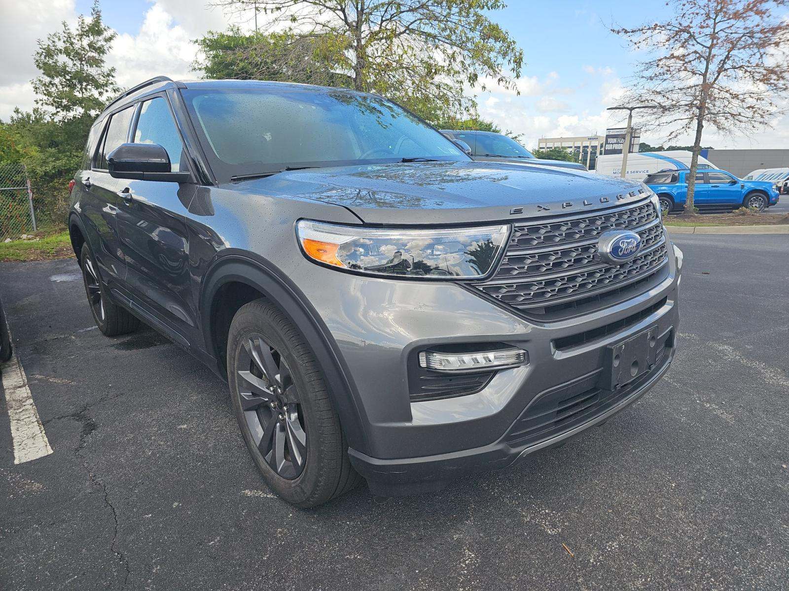 FORD EXPLORER - 4