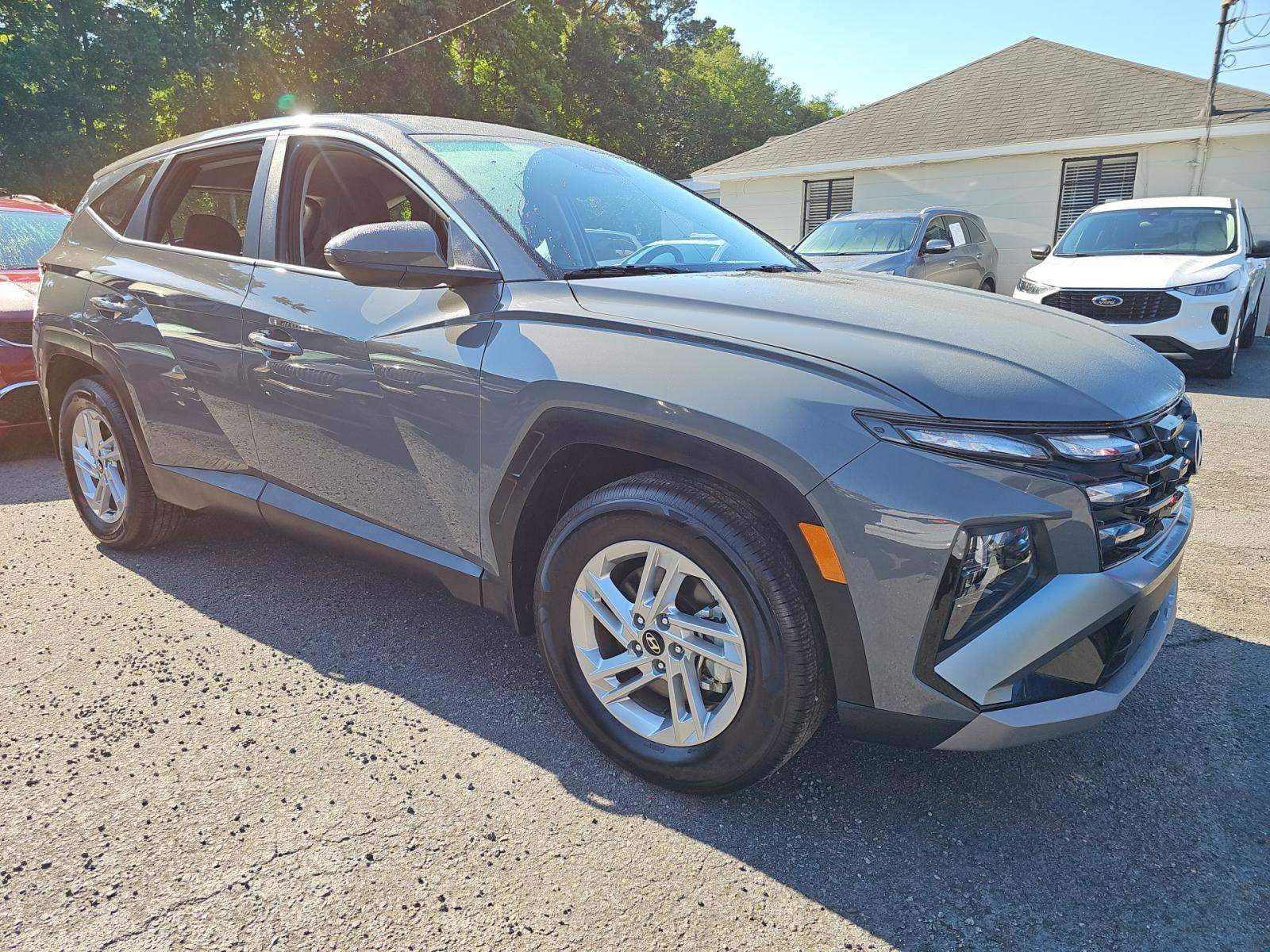 2025 Hyundai Tucson SE FWD
