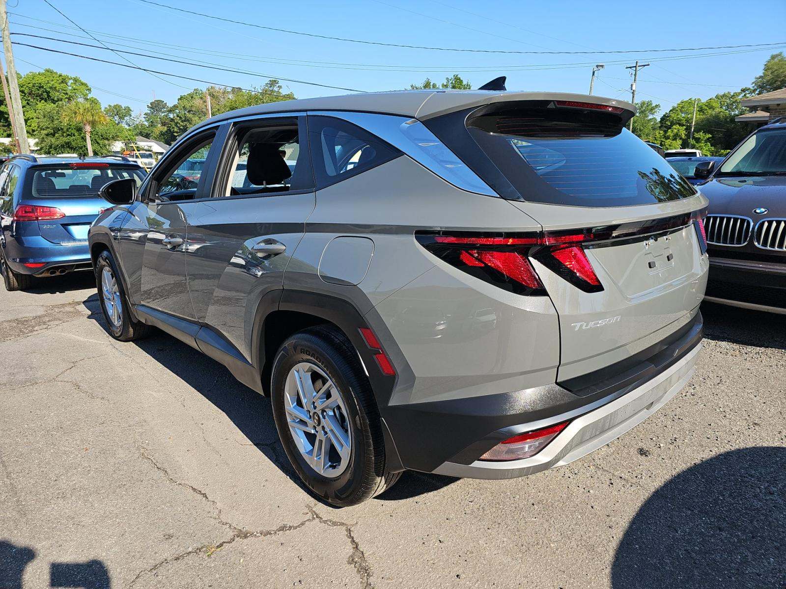 2025 Hyundai Tucson SE FWD