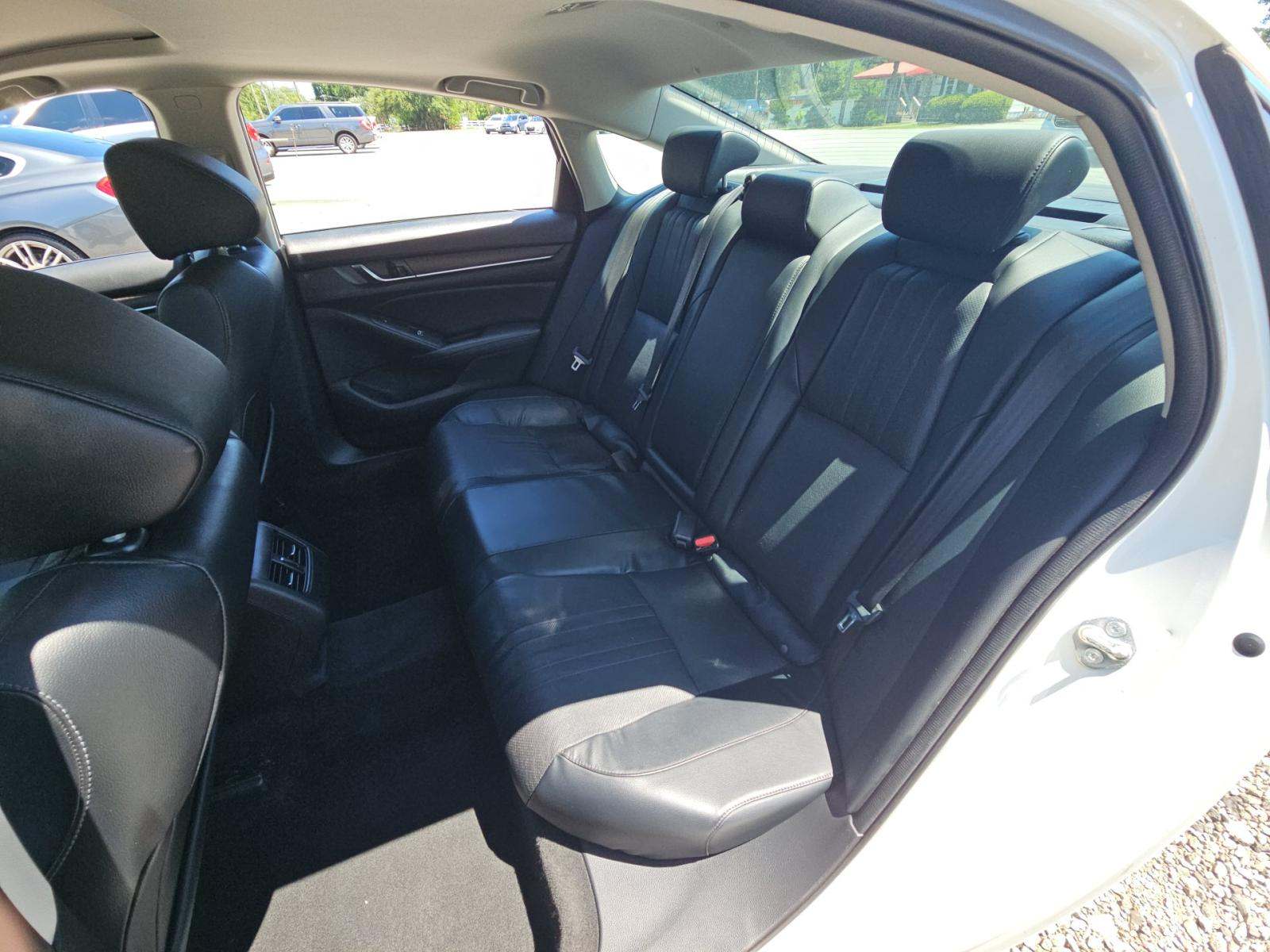2018 Honda Accord Touring FWD