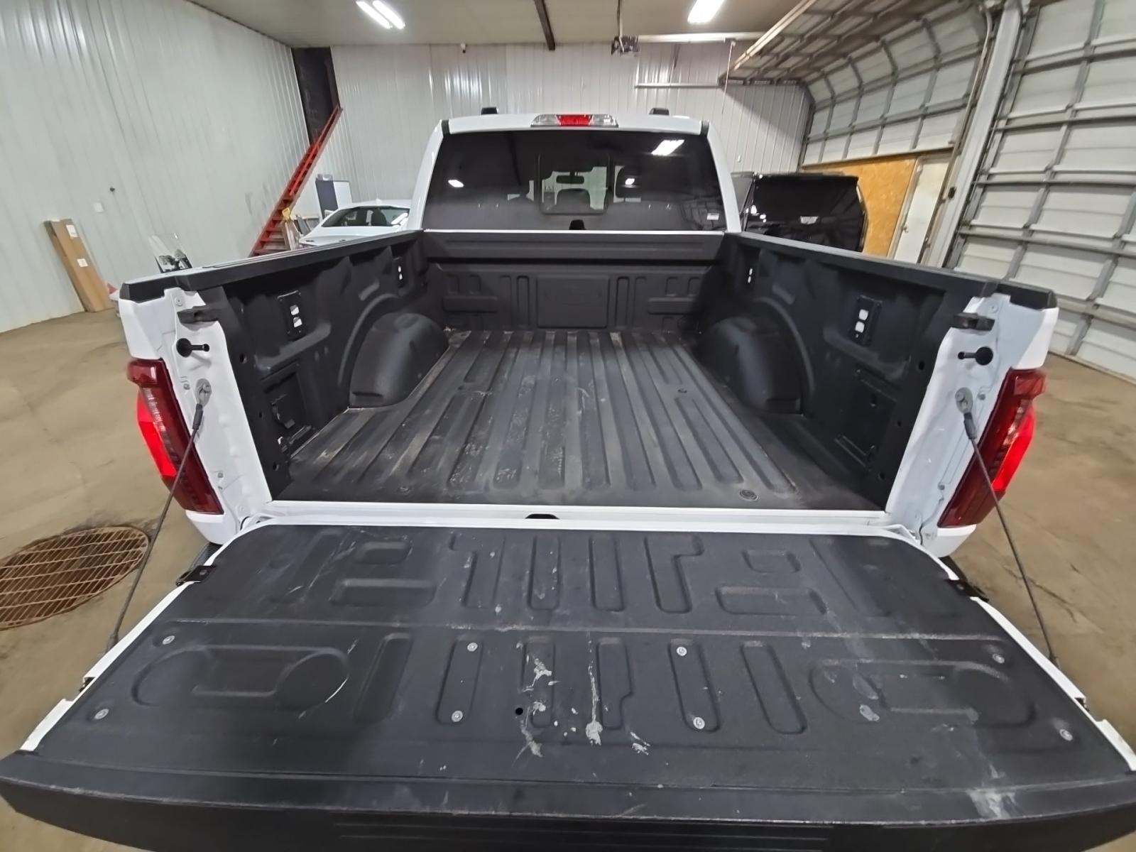 2025 Ford F-150 XLT AWD