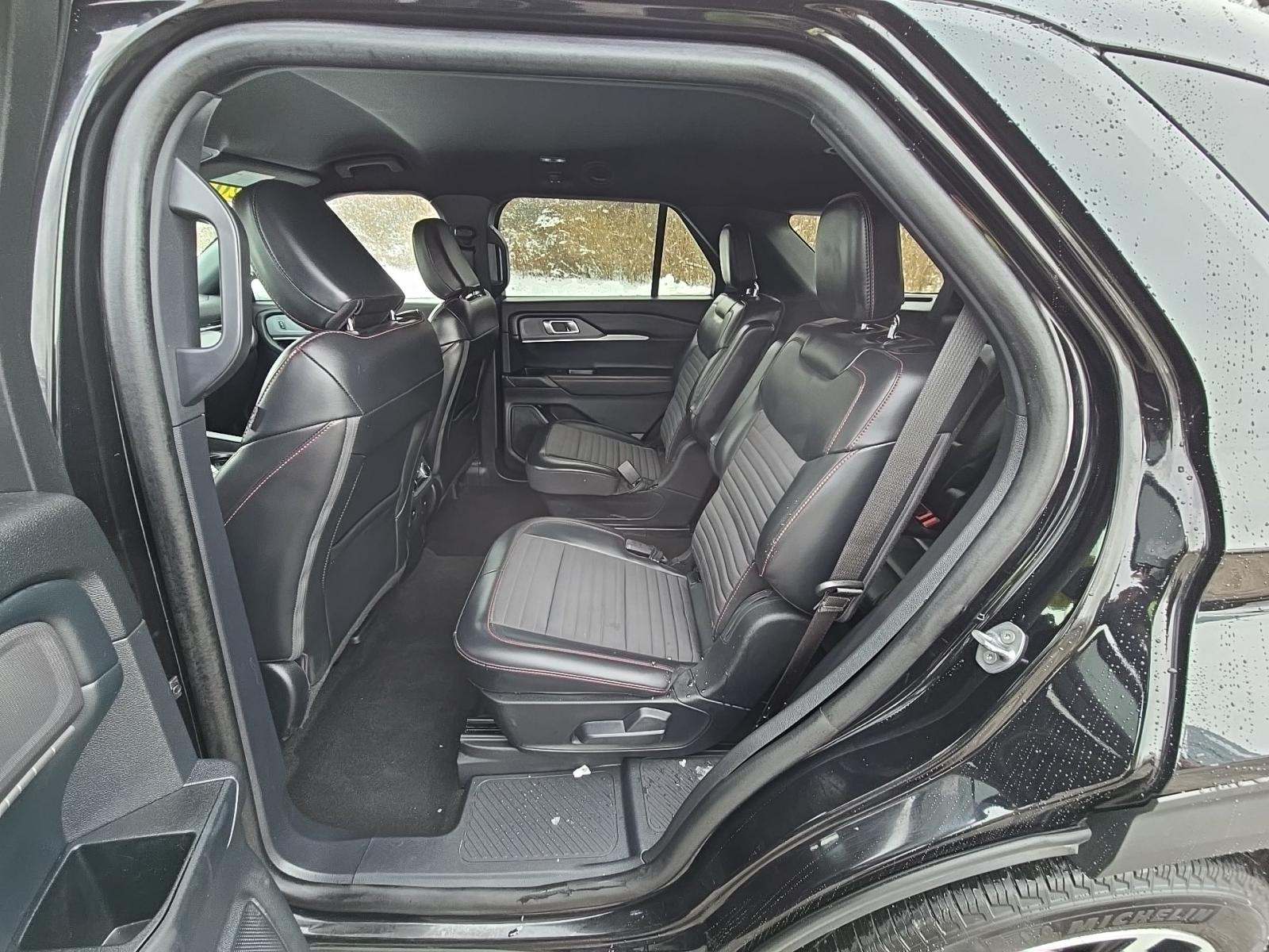 2025 Ford Explorer ST-Line AWD