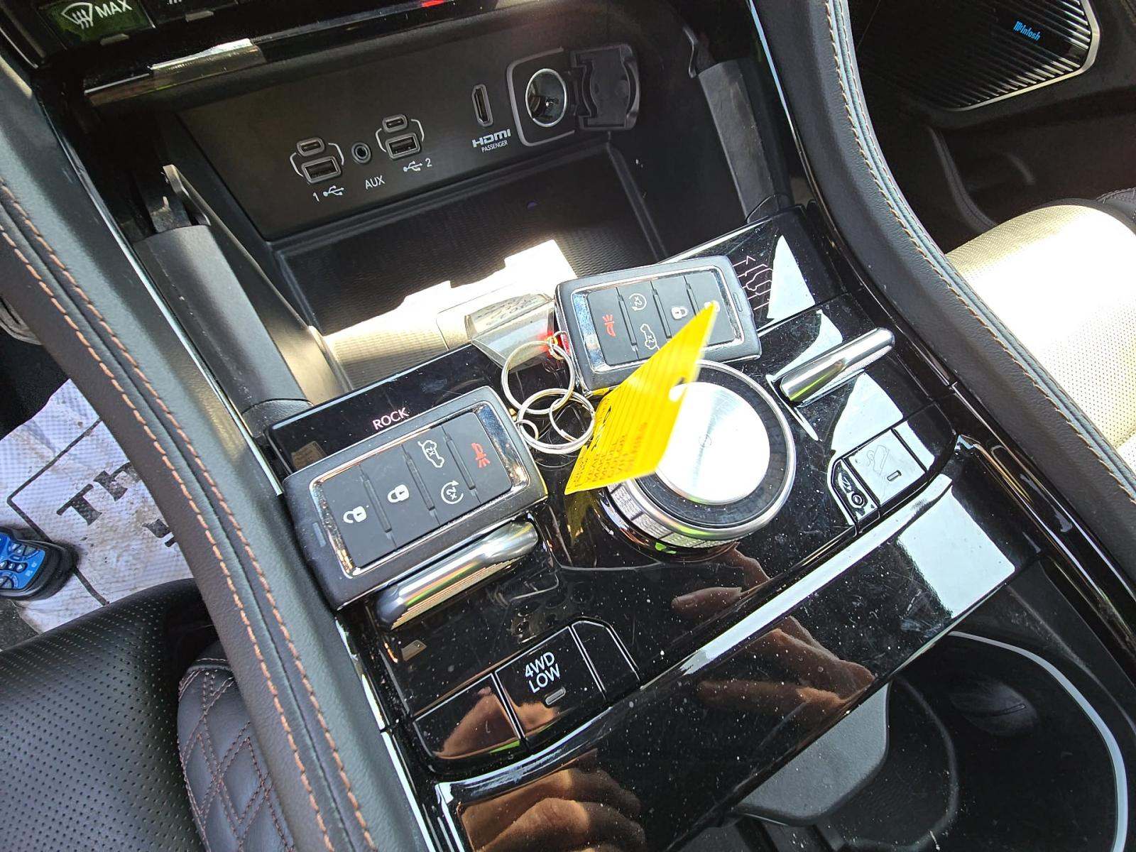 JEEP GRAND CHEROKEE - 8