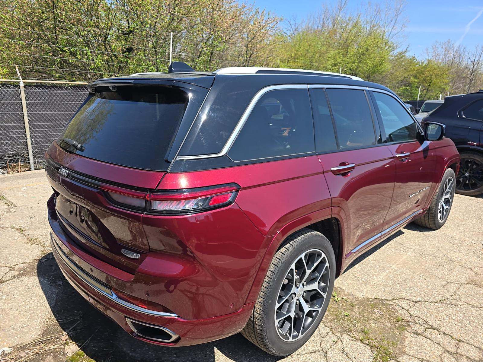 JEEP GRAND CHEROKEE - 3