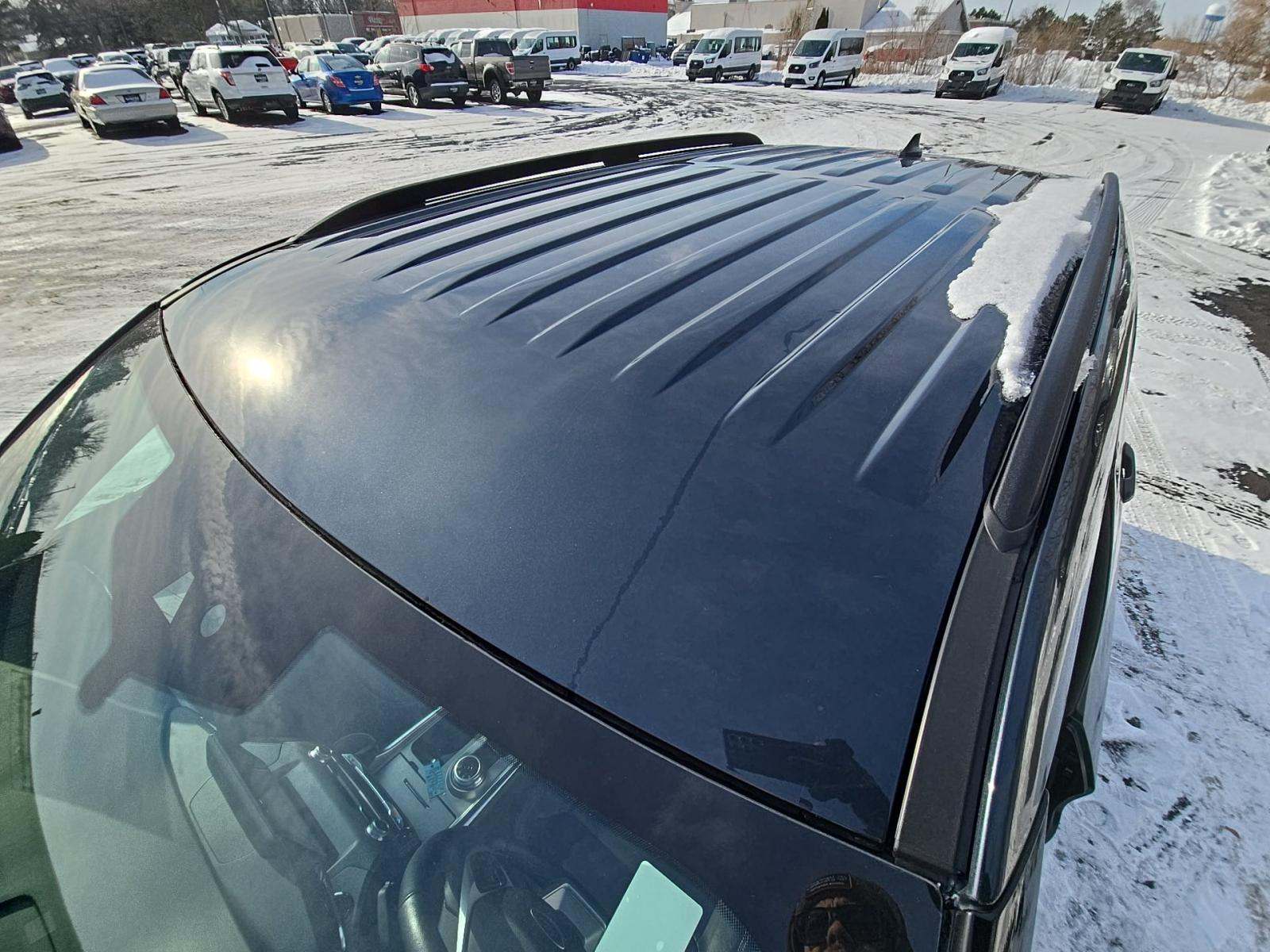 2023 Ford Explorer XLT AWD