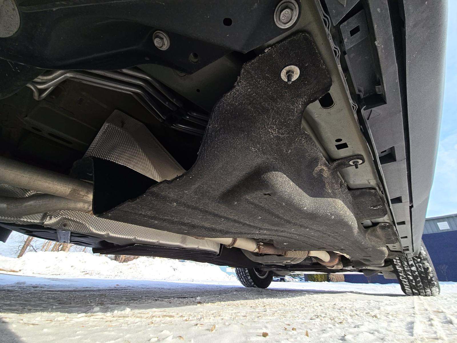 2023 Ford Explorer XLT AWD