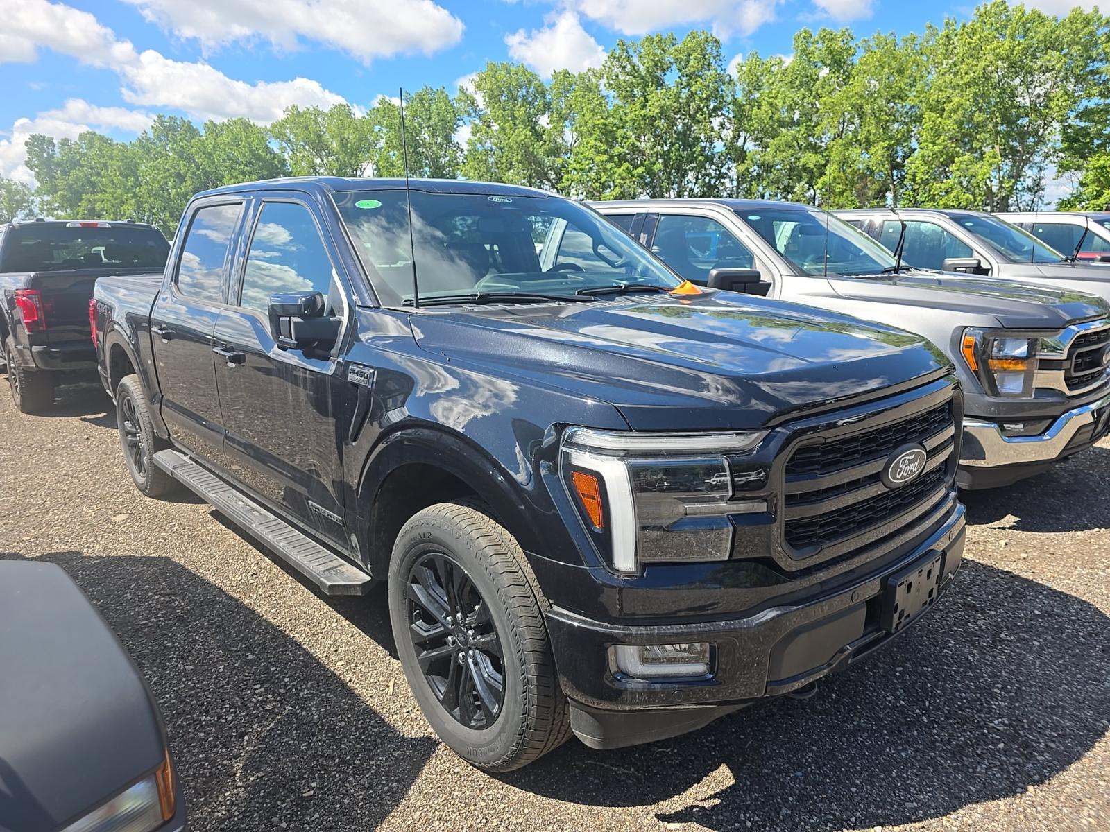 2024 Ford F-150 Hybrid Lariat AWD