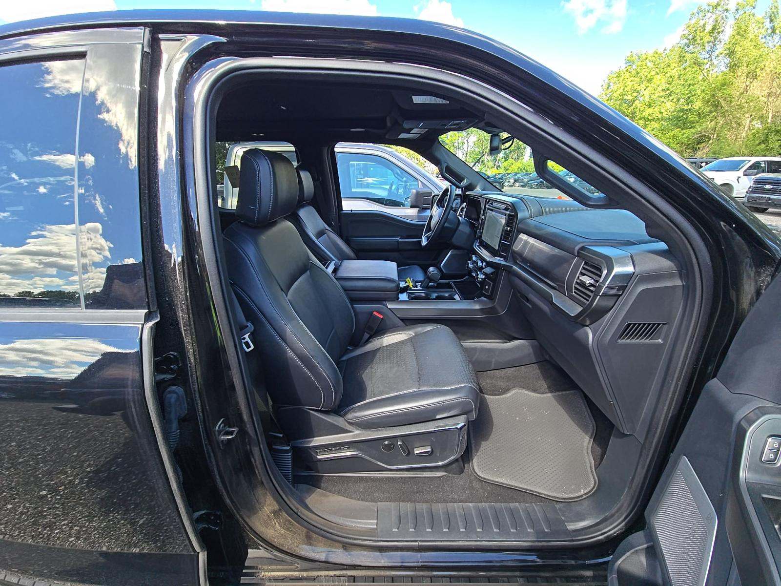 2024 Ford F-150 Hybrid Lariat AWD