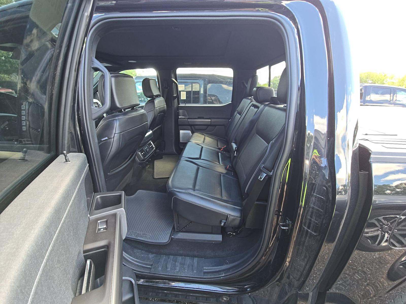 2024 Ford F-150 Hybrid Lariat AWD