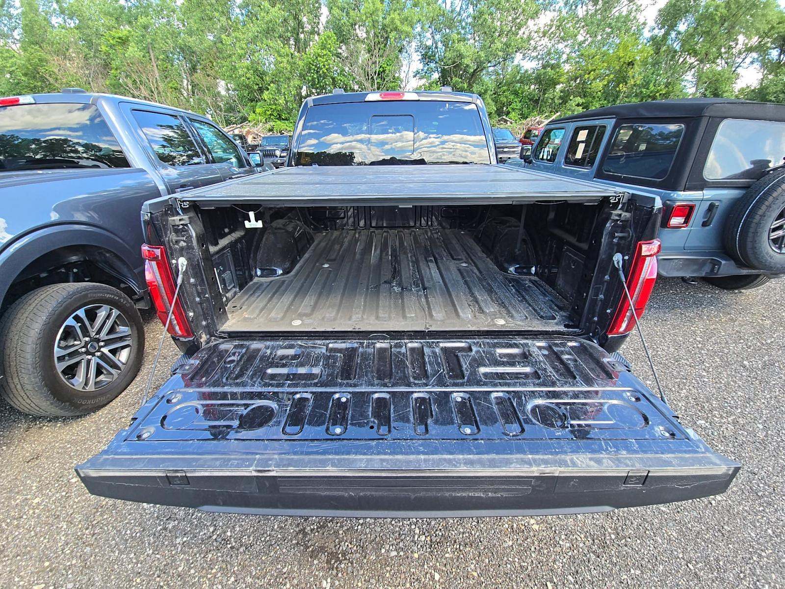 2024 Ford F-150 Hybrid Lariat AWD