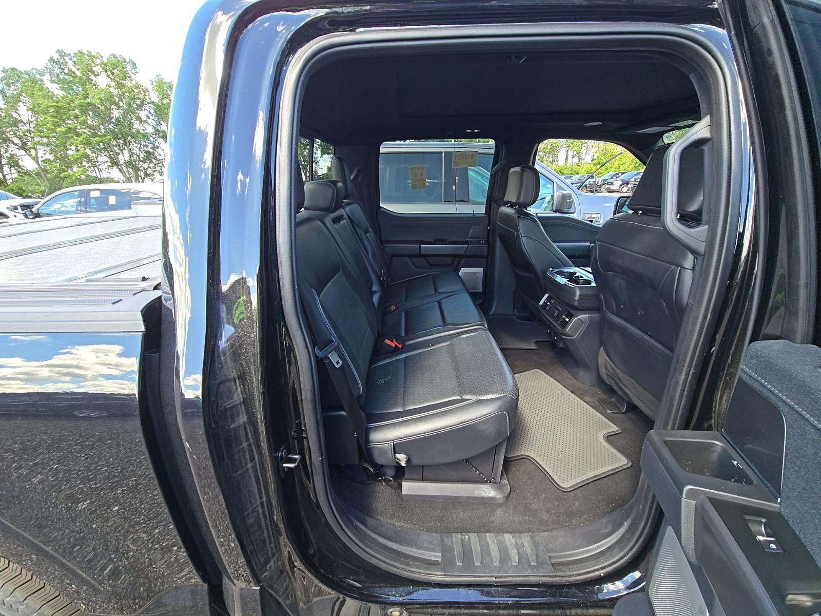 2024 Ford F-150 Hybrid Lariat AWD
