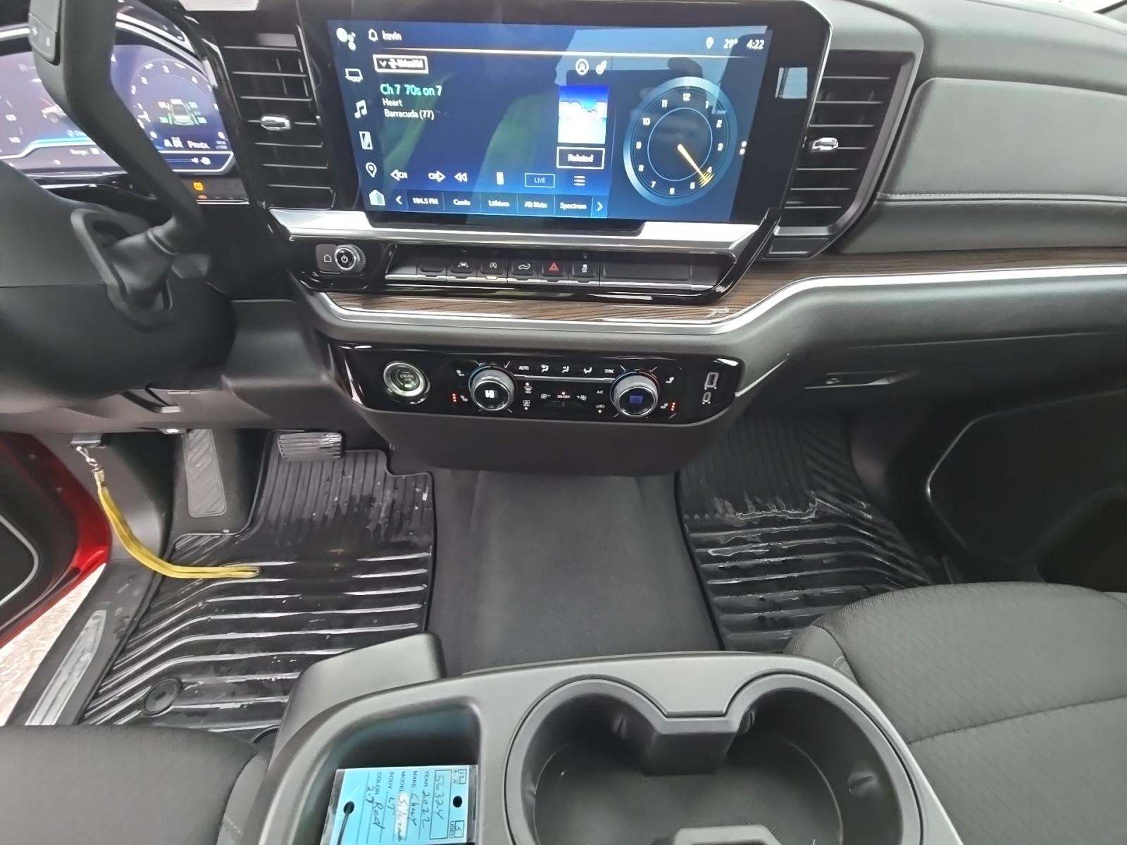 2022 Chevrolet Silverado 1500 LT AWD