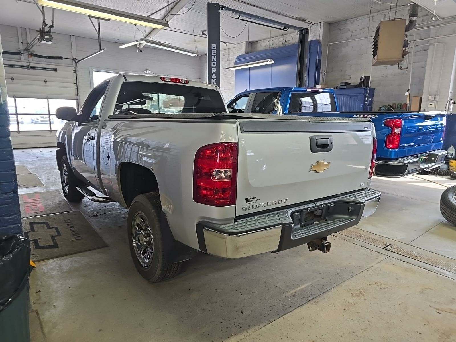 2011 Chevrolet Silverado 1500 Work Truck RWD