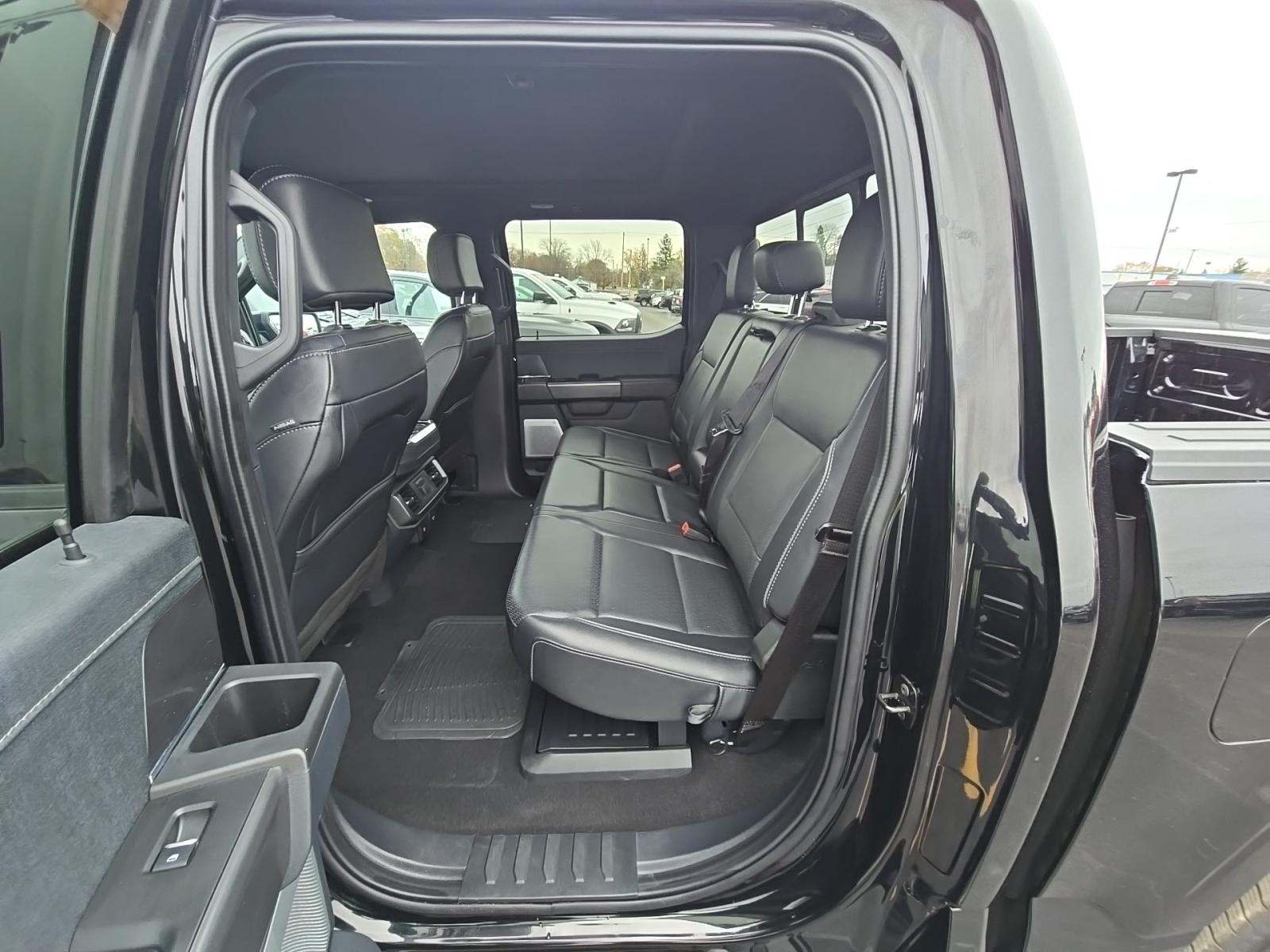 2024 Ford F-150 Hybrid Lariat AWD