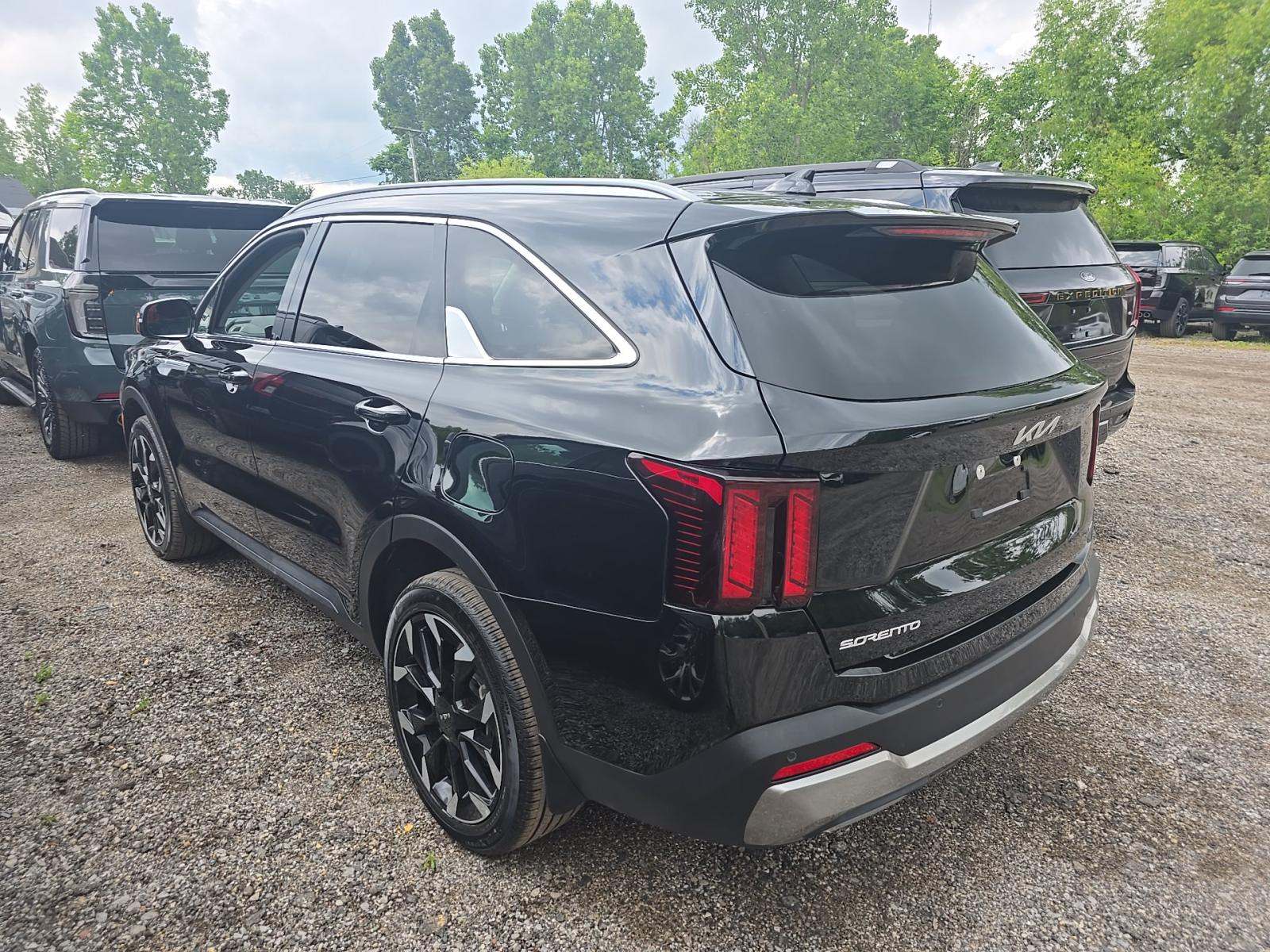 2025 Kia Sorento X-Line EX AWD