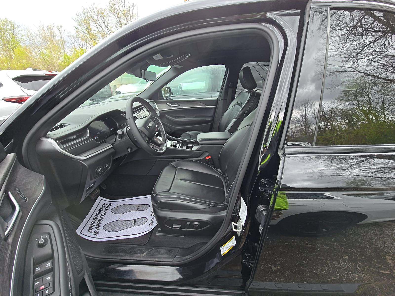 2024 Jeep Grand Cherokee Limited AWD