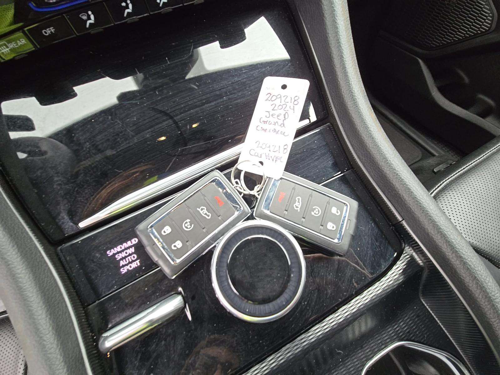 2024 Jeep Grand Cherokee Limited AWD