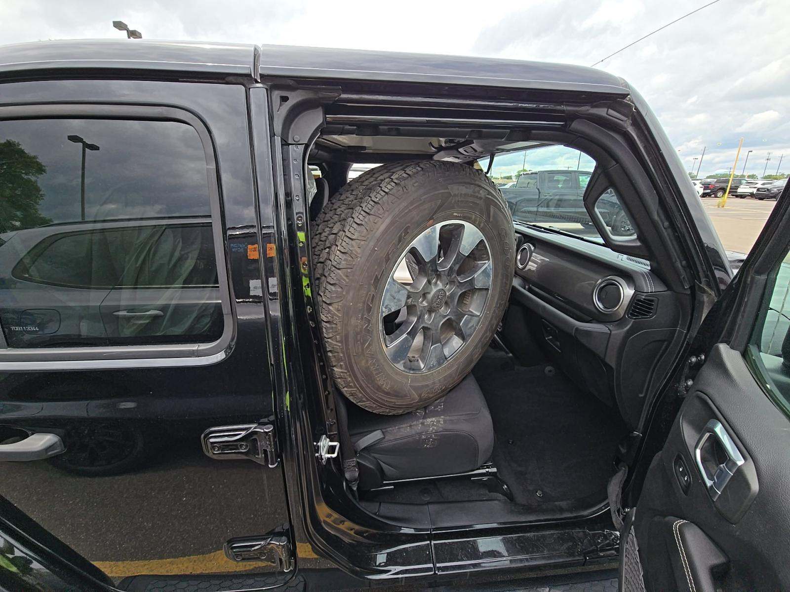 2021 Jeep Wrangler Unlimited Sahara AWD