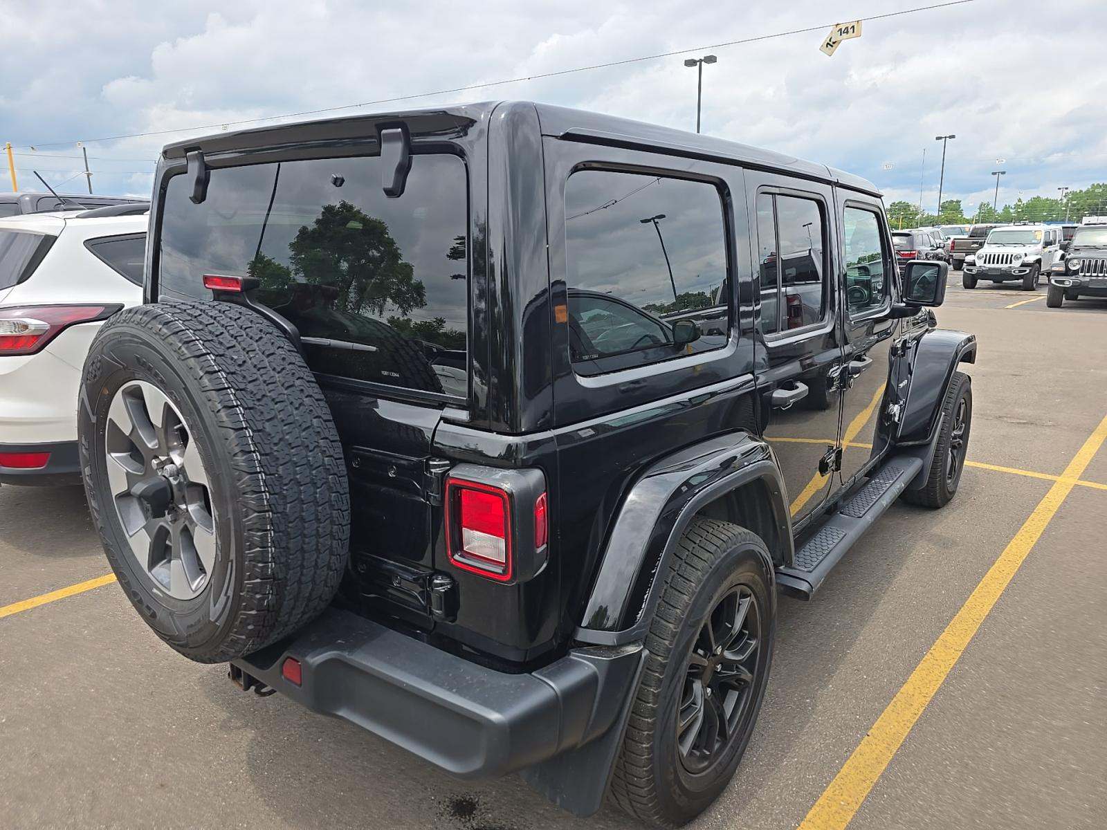 2021 Jeep Wrangler Unlimited Sahara AWD