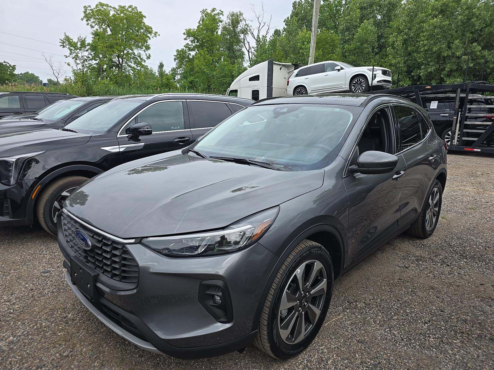 2025 Ford Escape Platinum AWD