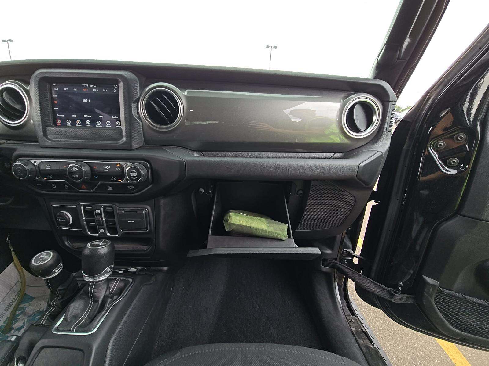 2021 Jeep Wrangler Unlimited Sahara AWD