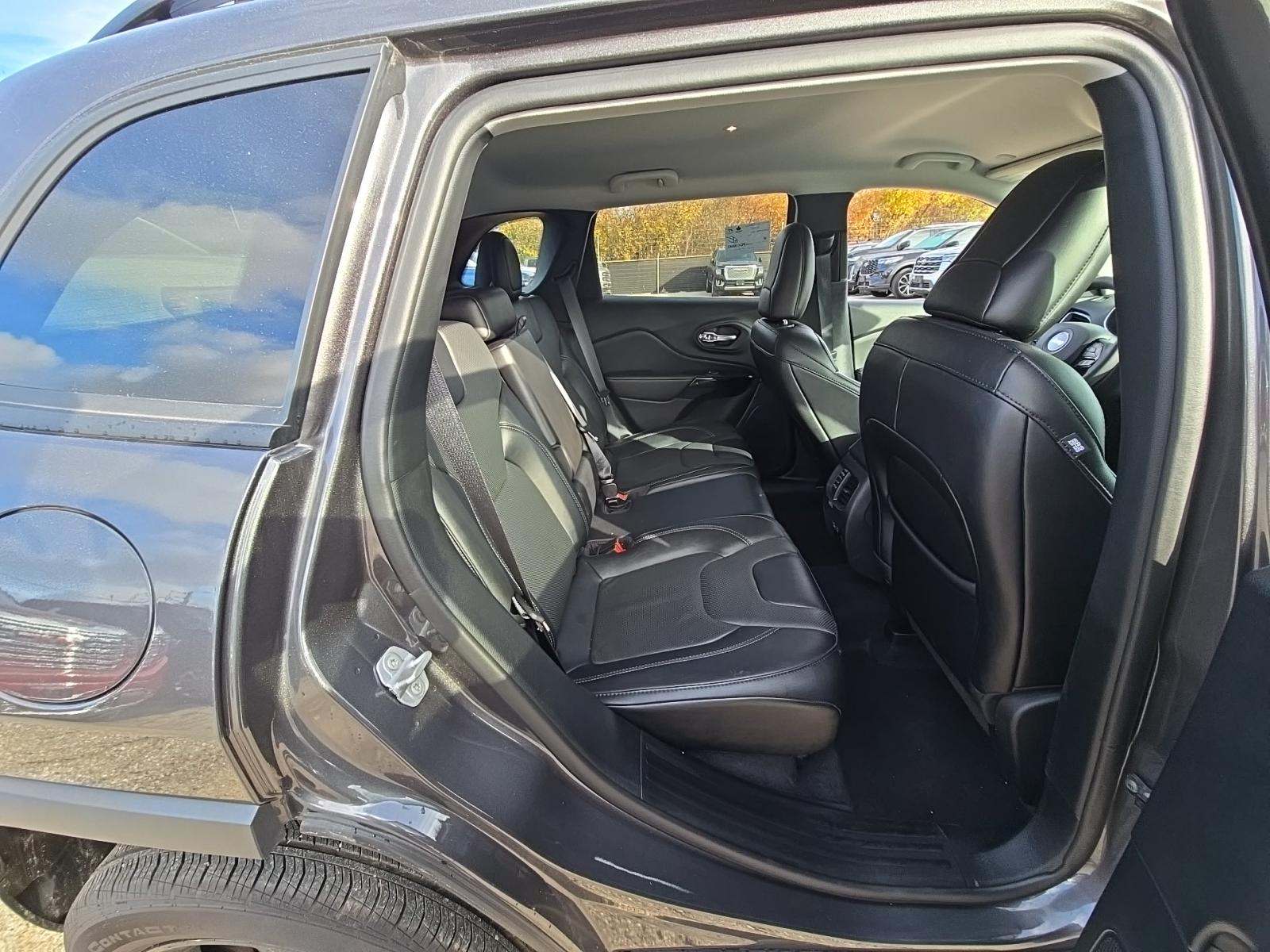 2023 Jeep Cherokee Altitude AWD