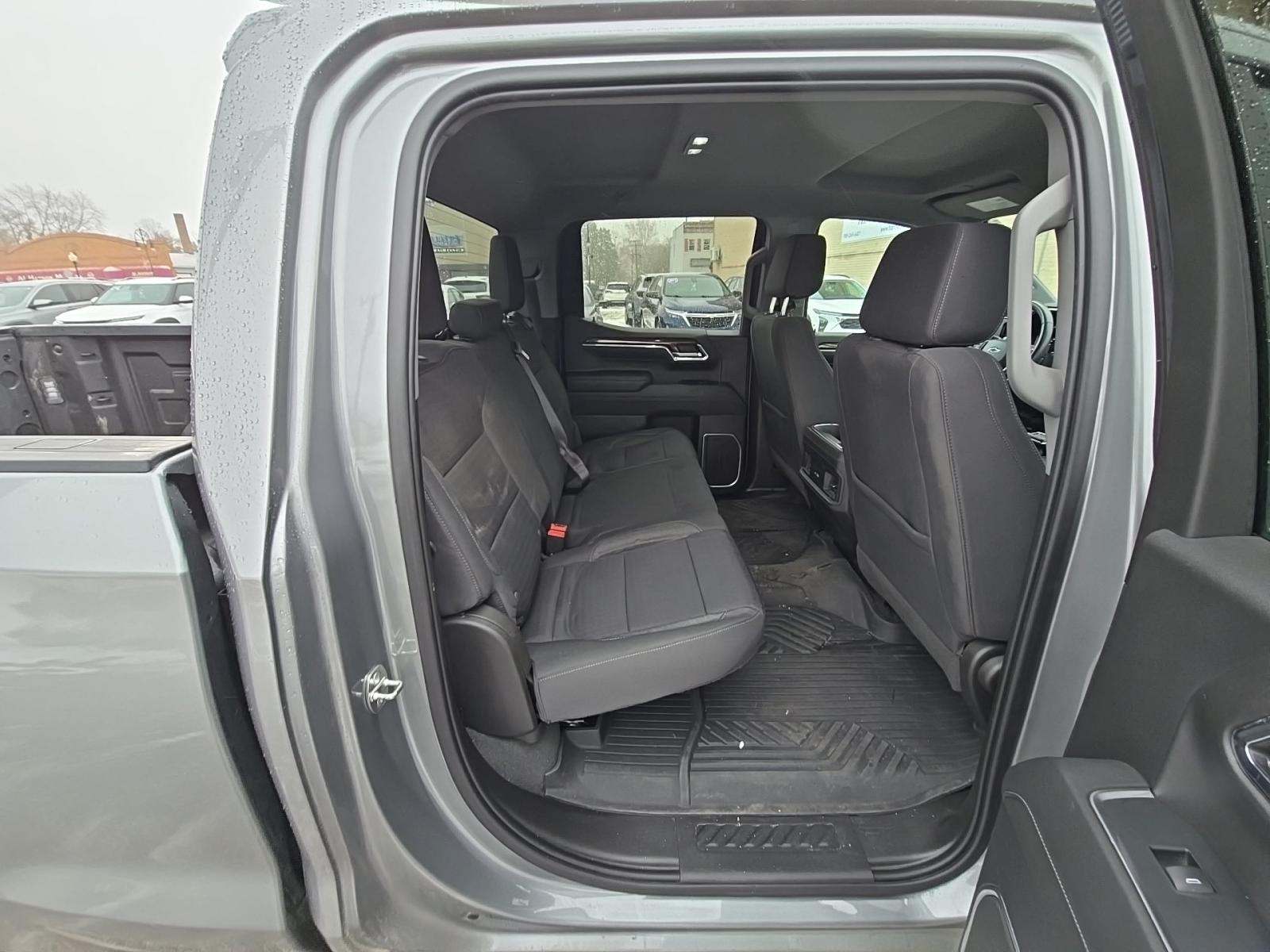 2023 Chevrolet Silverado 1500 RST AWD