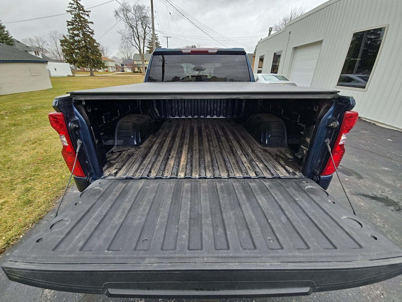 2023 Chevrolet Silverado 1500 LT AWD