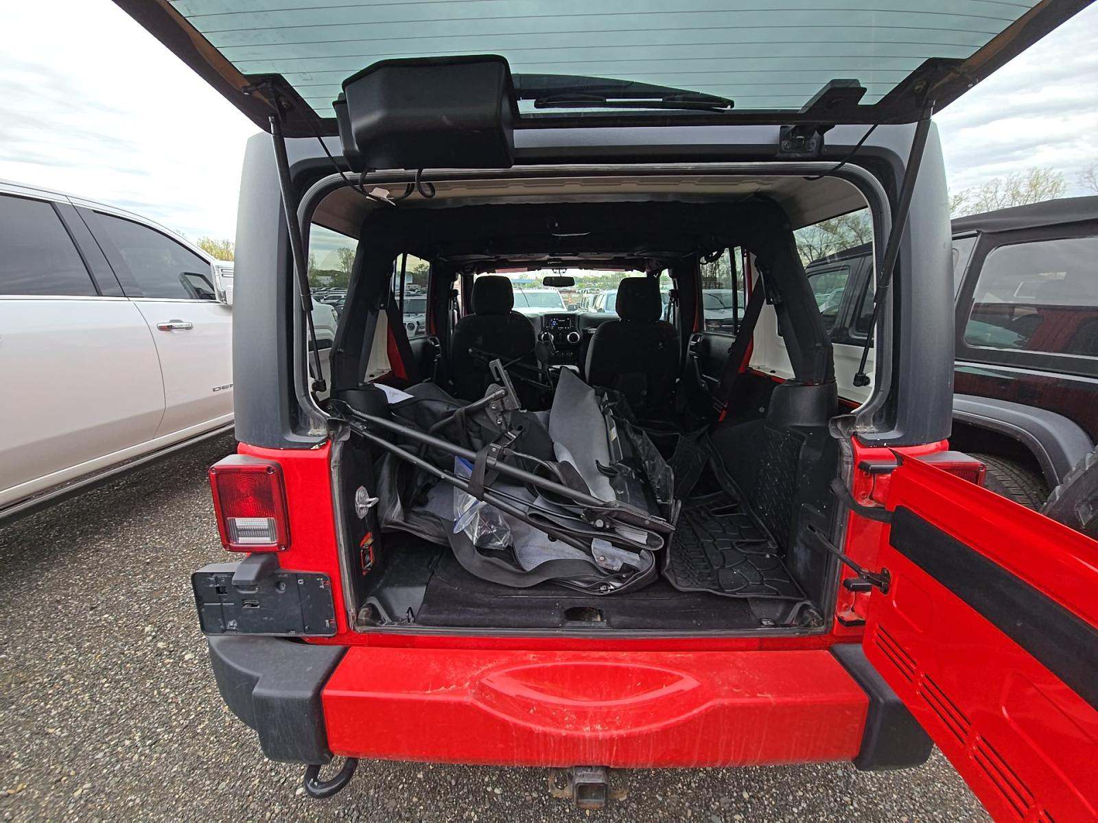 2018 Jeep Wrangler Unlimited Sahara AWD