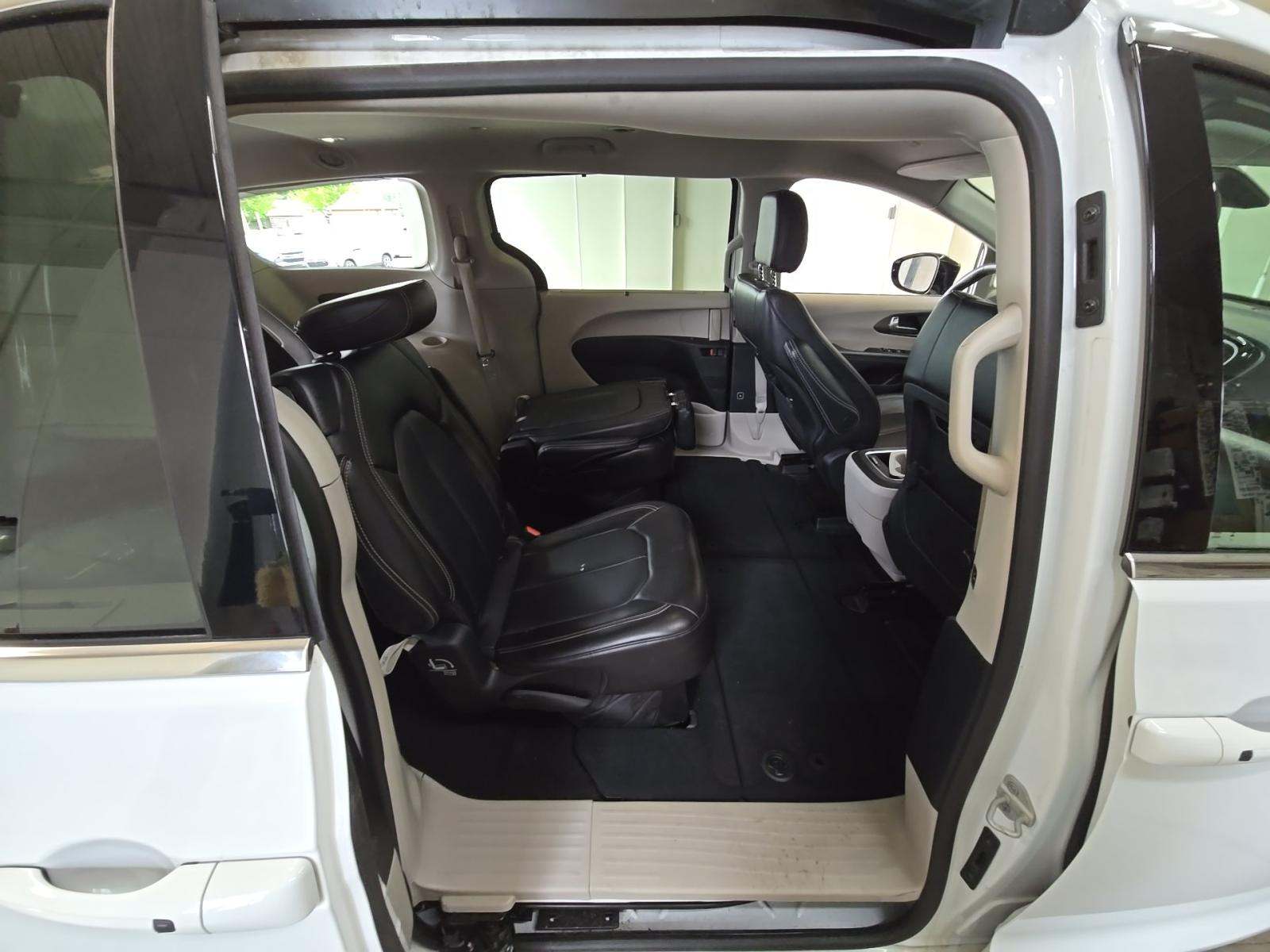 2024 Chrysler Pacifica Touring L FWD