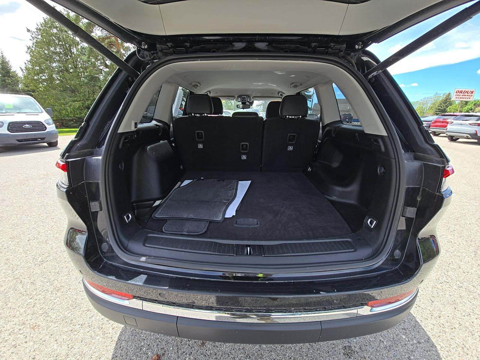 2023 Jeep Grand Cherokee Limited AWD