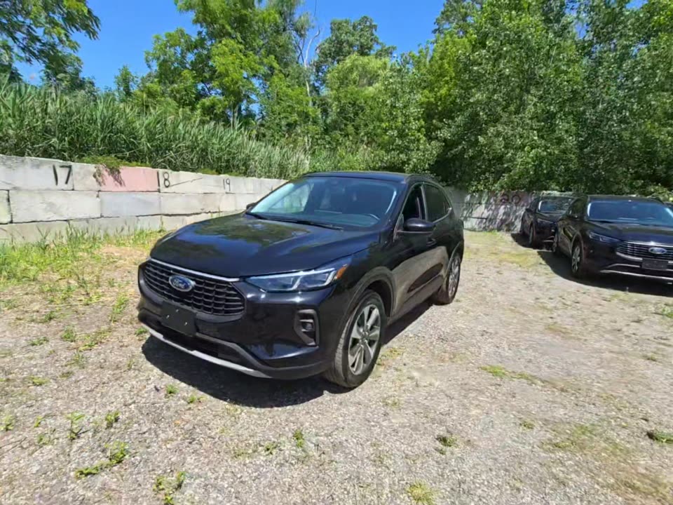 2025 Ford Escape Platinum AWD
