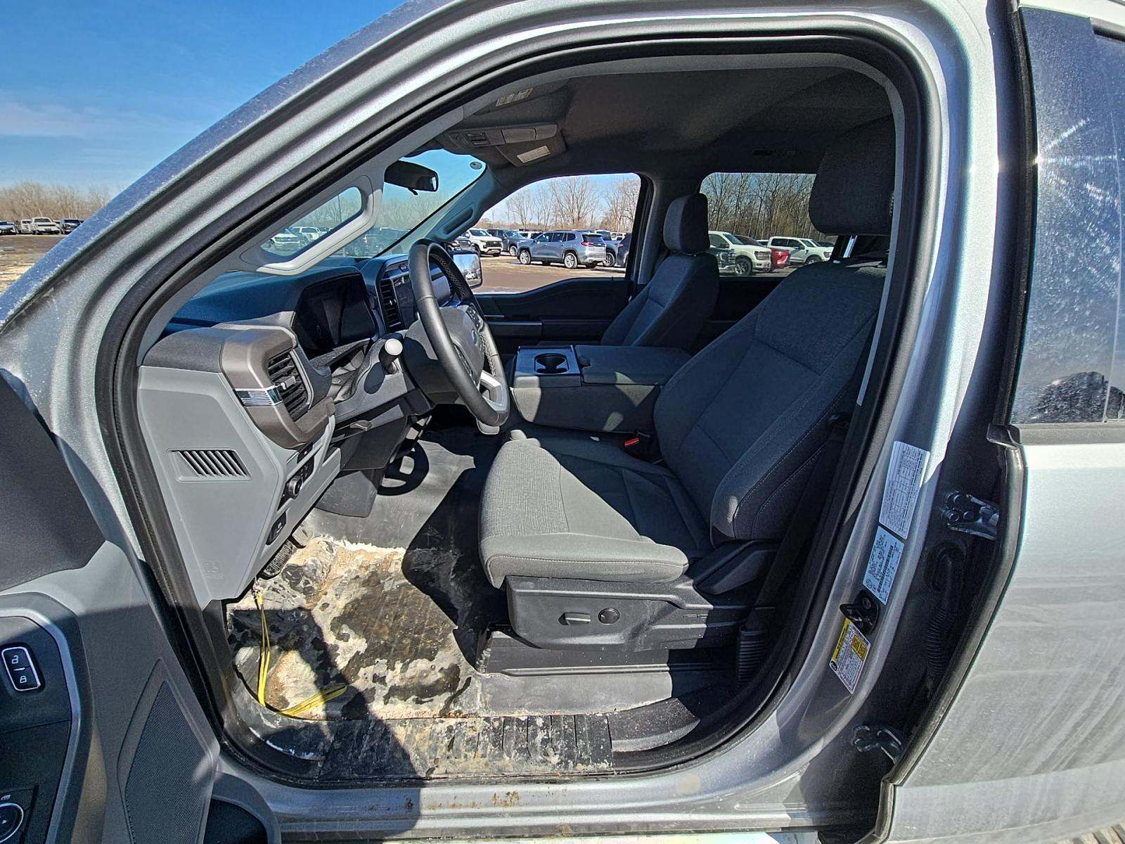 2025 Ford F-150 XLT AWD