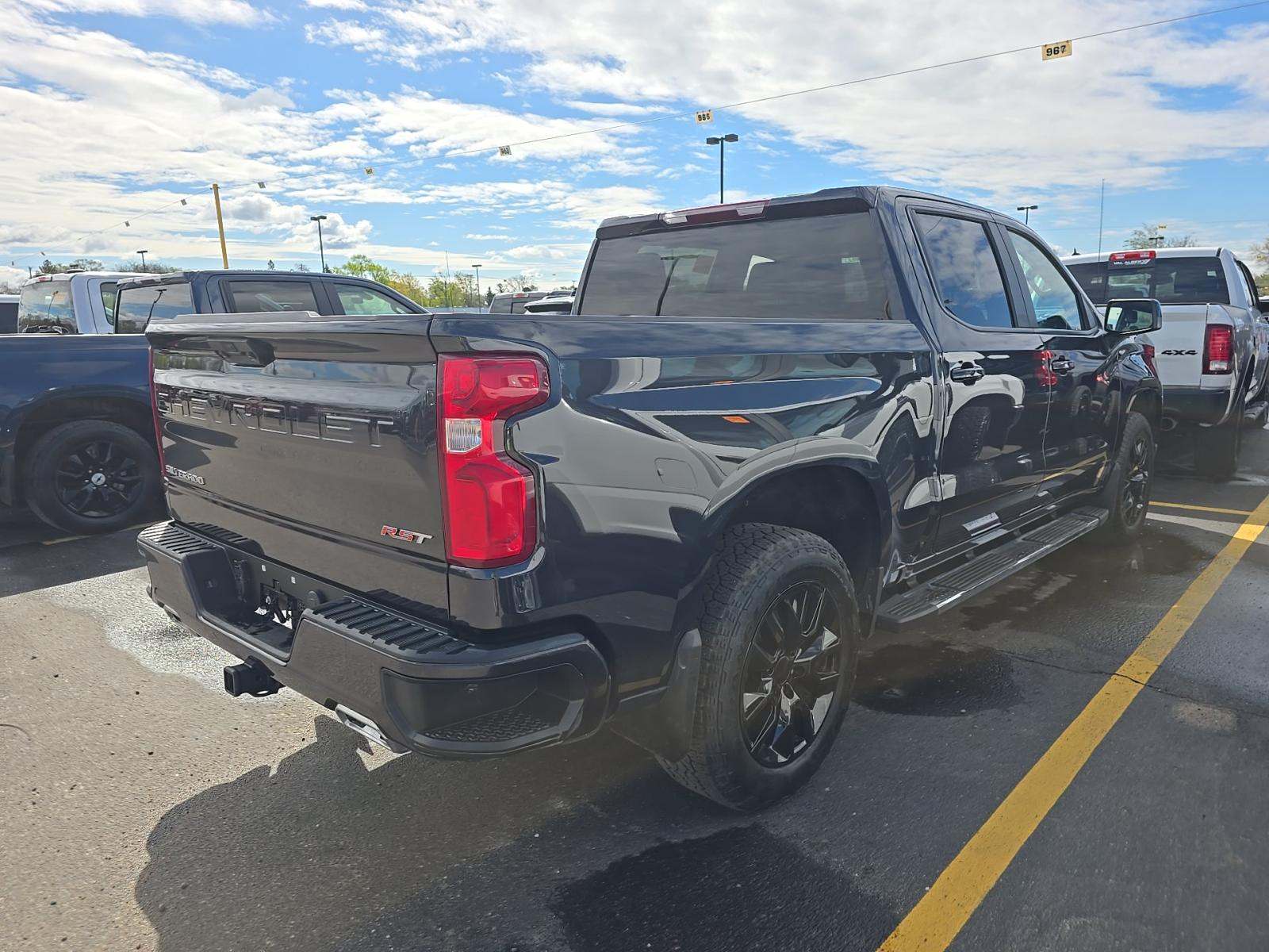 2024 Chevrolet Silverado 1500 RST AWD