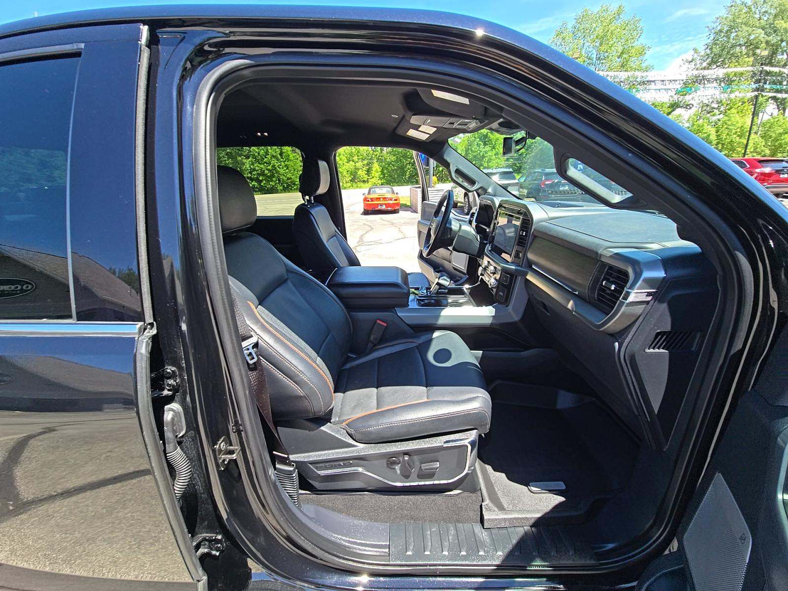 2024 Ford F-150 Lariat AWD