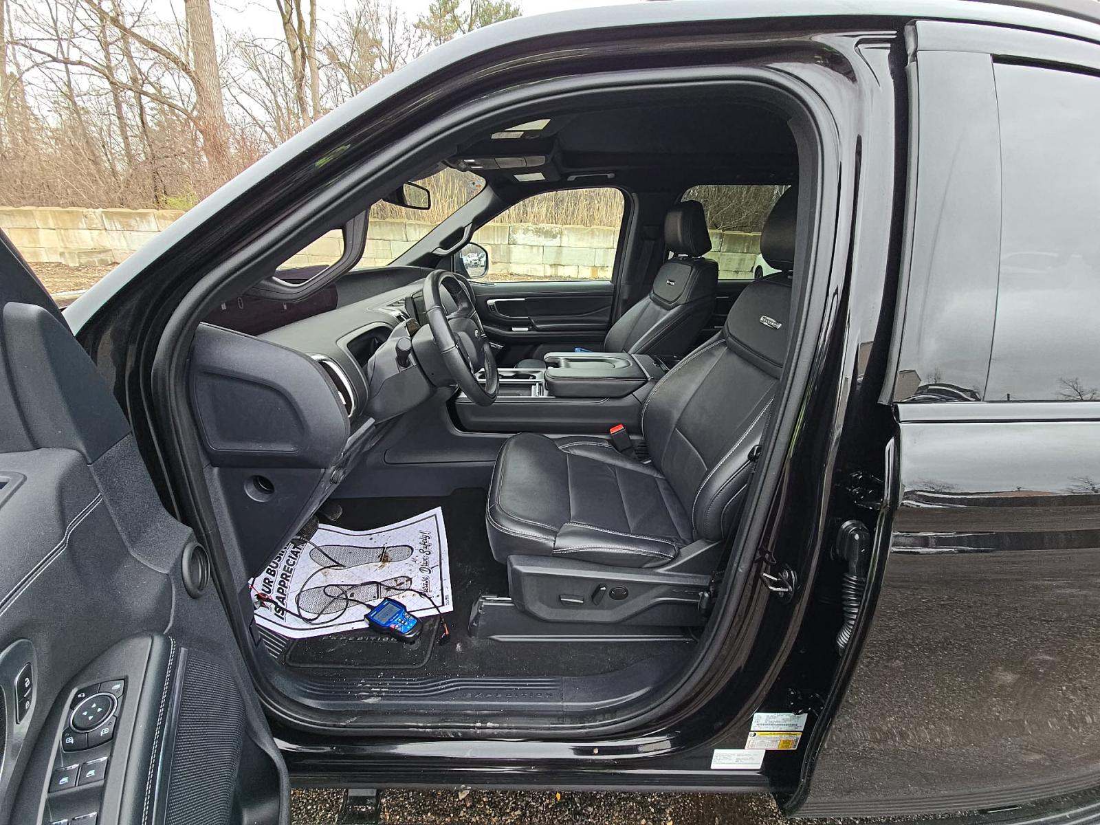 FORD EXPEDITION MAX - 2