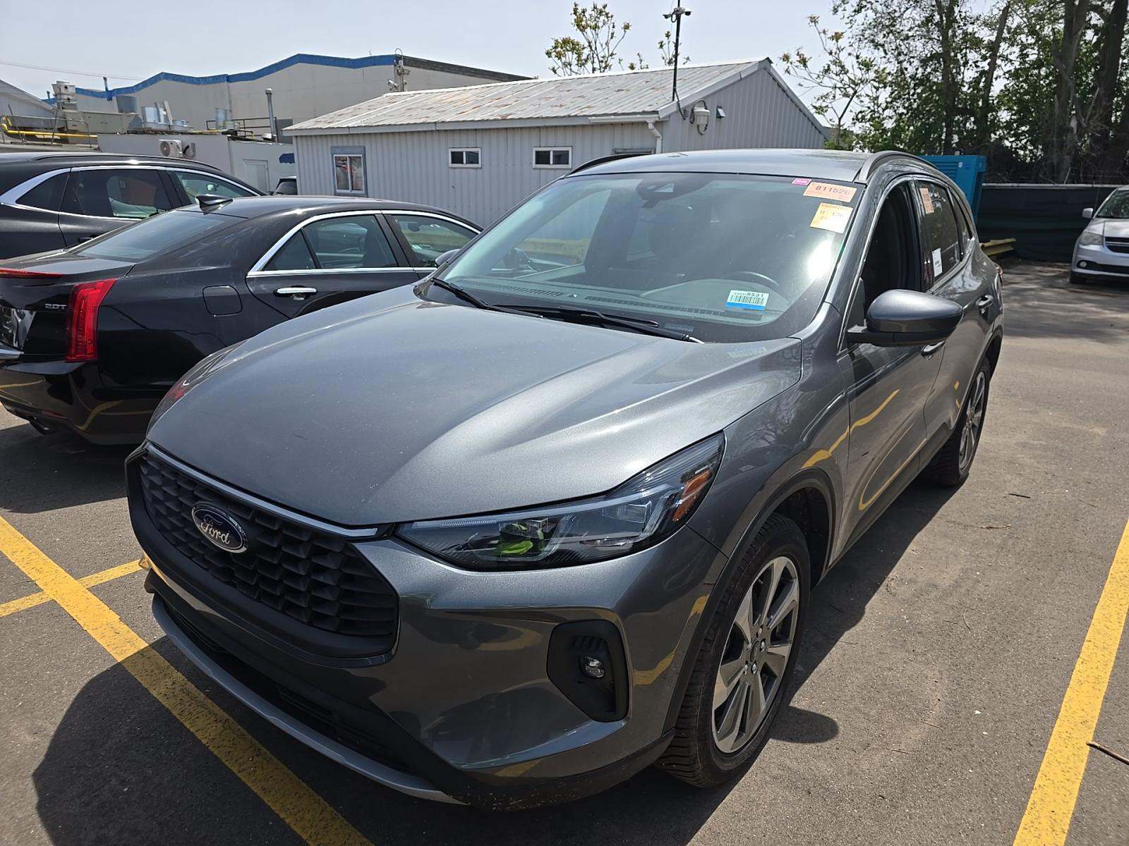 2025 Ford Escape Platinum AWD