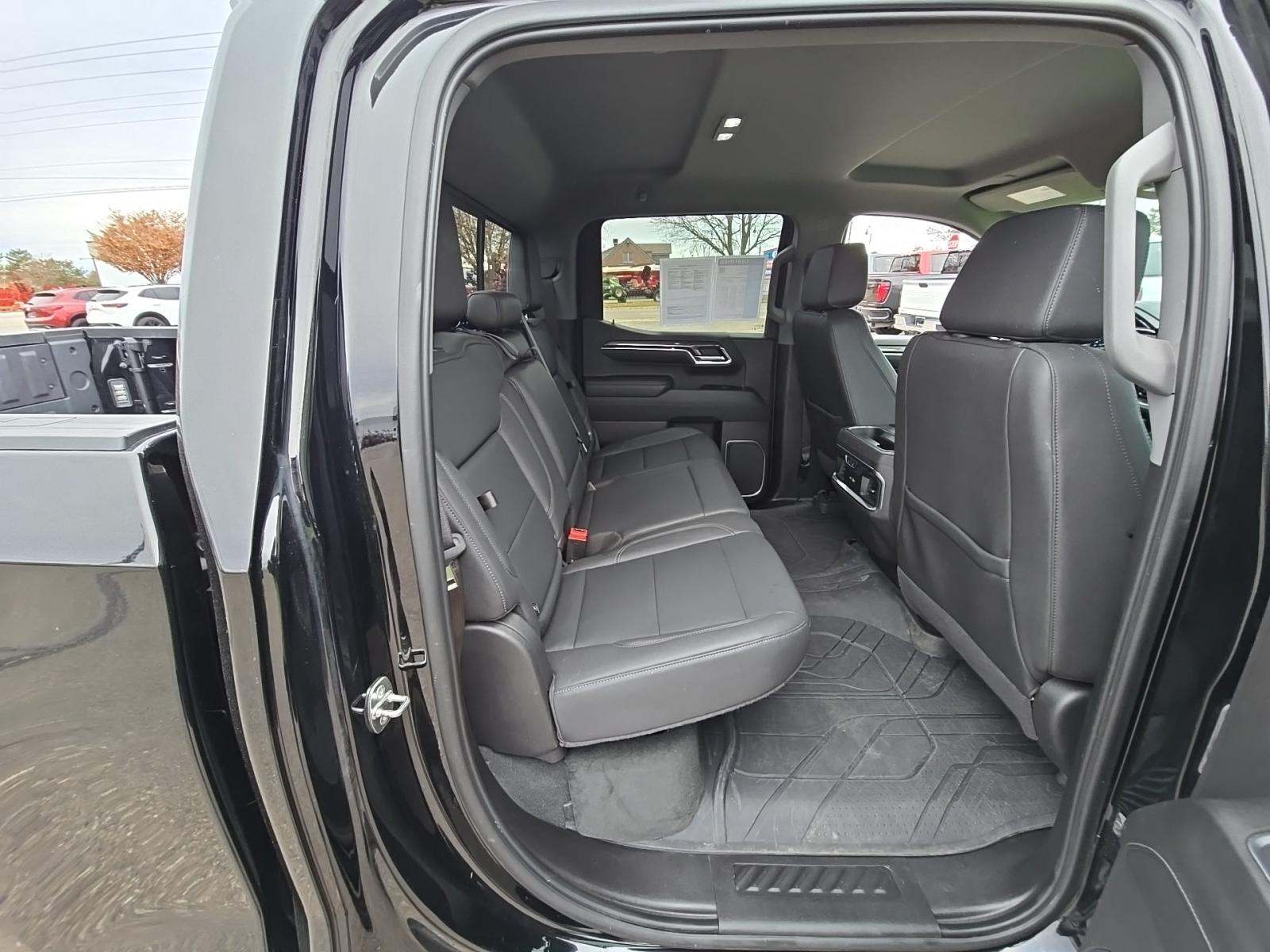 2024 Chevrolet Silverado 1500 LTZ AWD