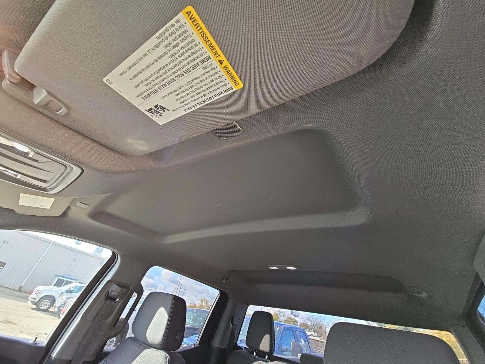 2023 Chevrolet Silverado 1500 Custom AWD